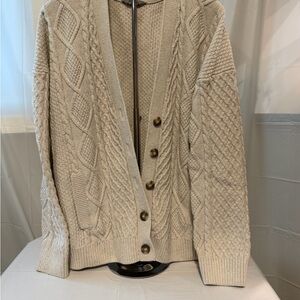 Elegant Knit Button-Up Cardigan - Beige